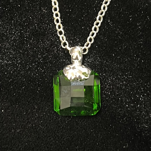 #11 Vintage Pendant, Green Princess cut Stone/Clear Crystal Accents, 925, 16" - Picture 3 of 9